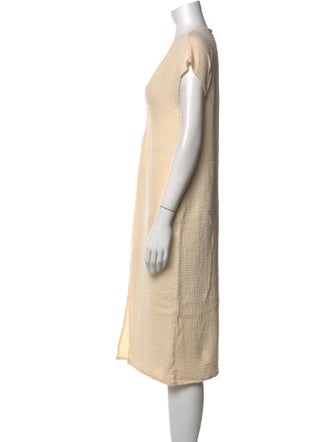 Xirena V-Neck Knee-Length Dress