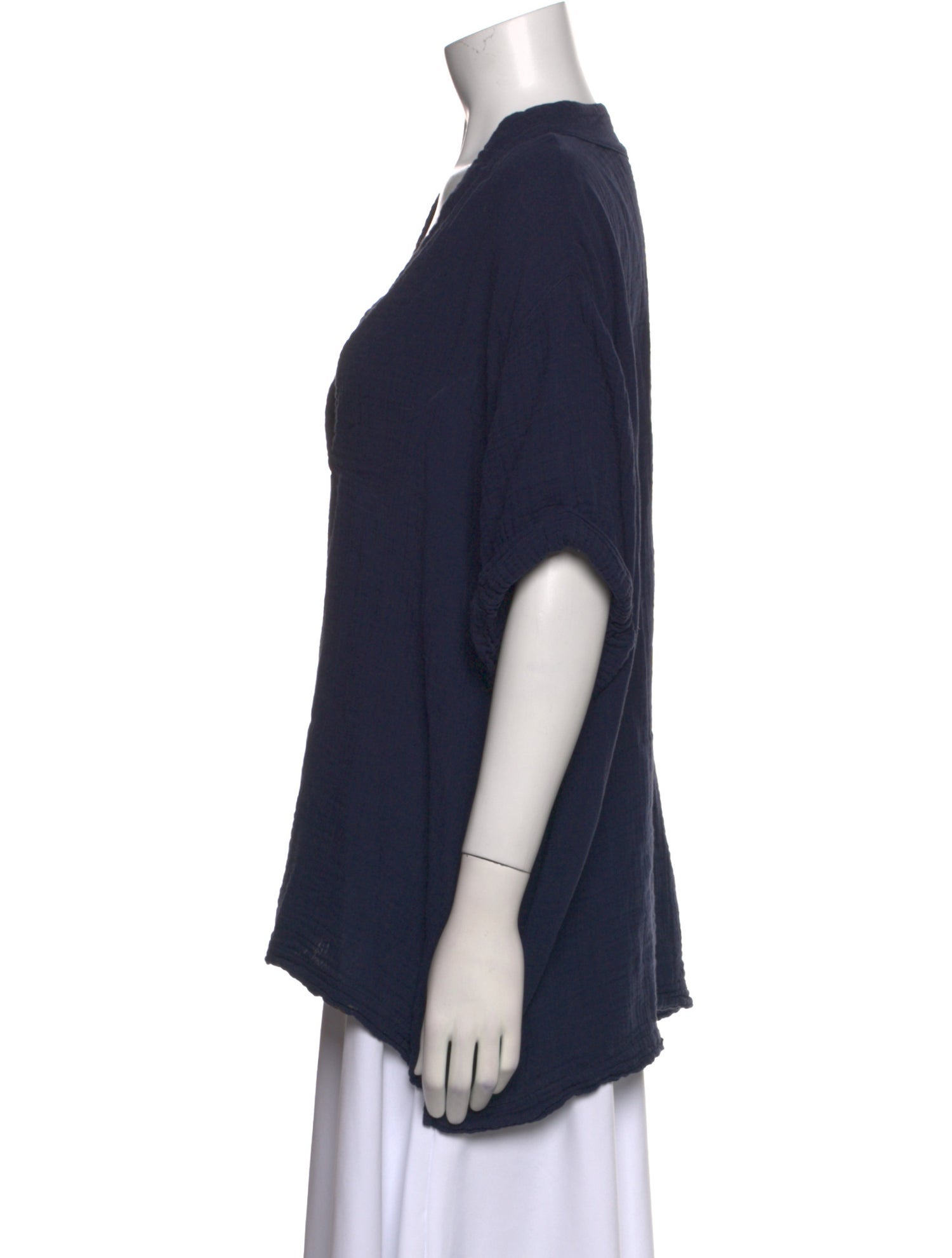 Xirena V-Neck Short Sleeve Blouse