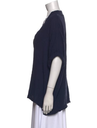 Xirena V-Neck Short Sleeve Blouse