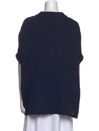 Xirena V-Neck Short Sleeve Blouse