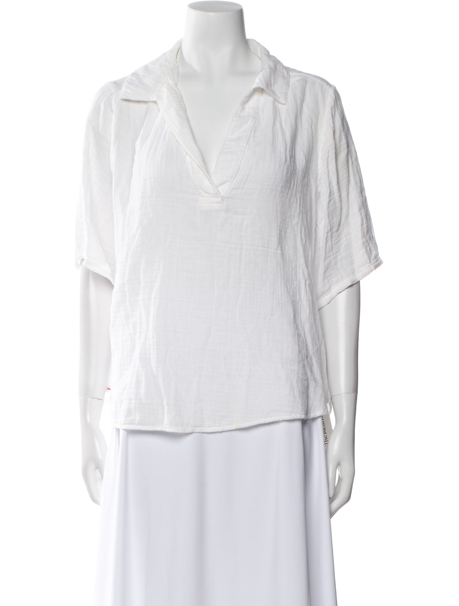 Xirena V-Neck Three-Quarter Sleeve Blouse