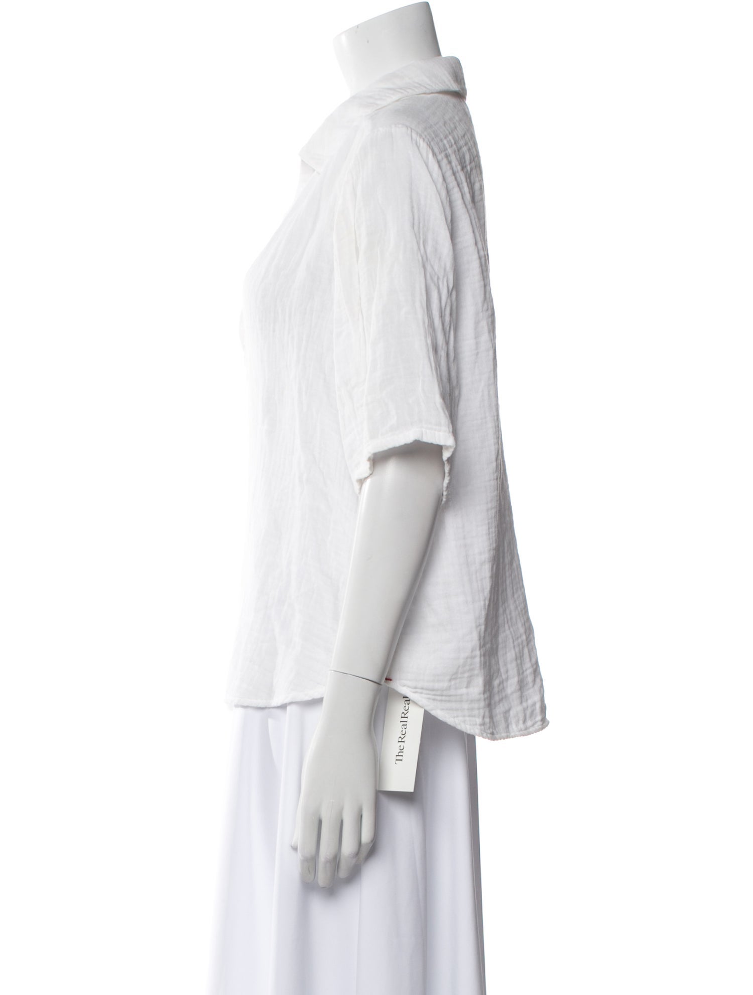 Xirena V-Neck Three-Quarter Sleeve Blouse