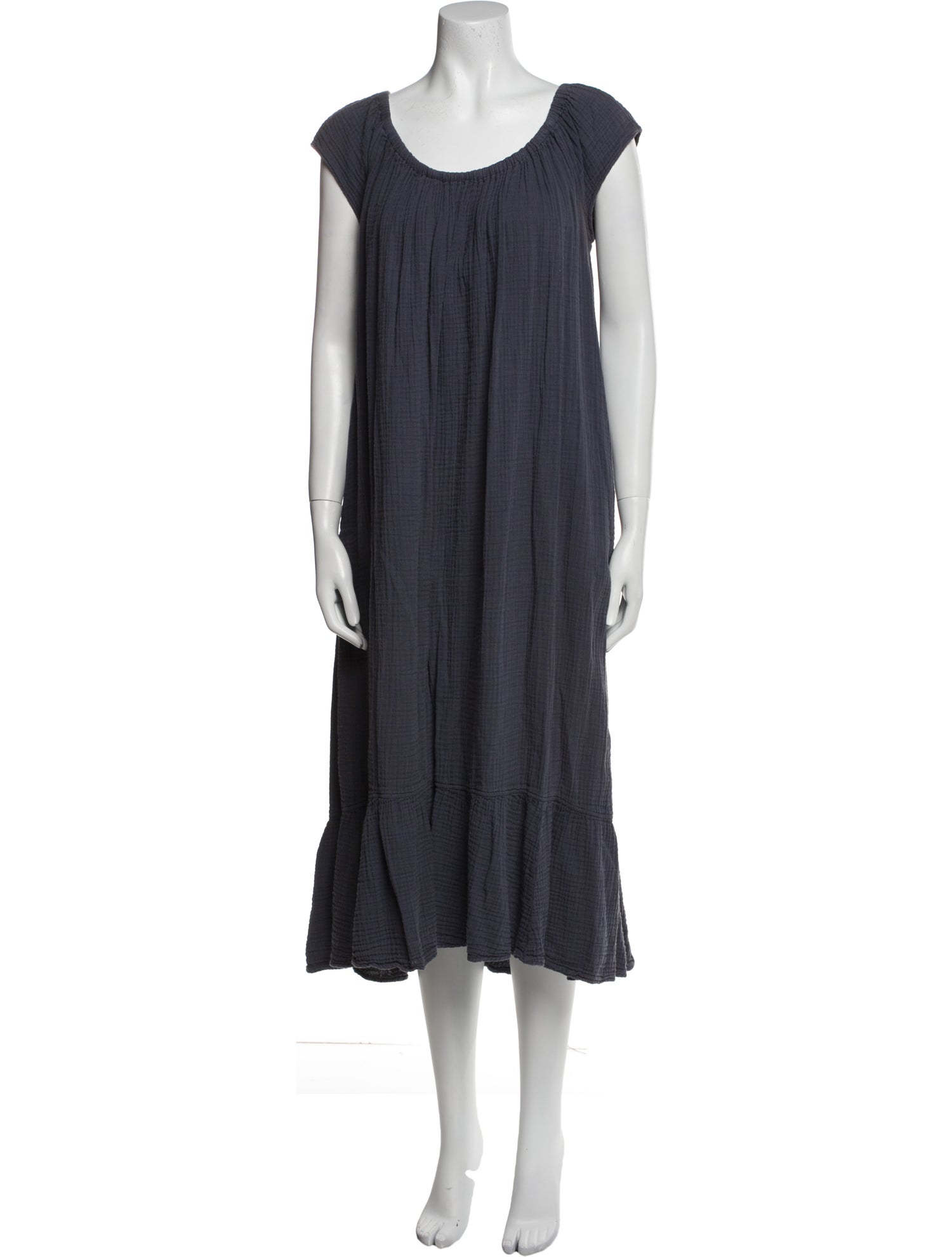 Xirena Scoop Neck Midi Length Dress