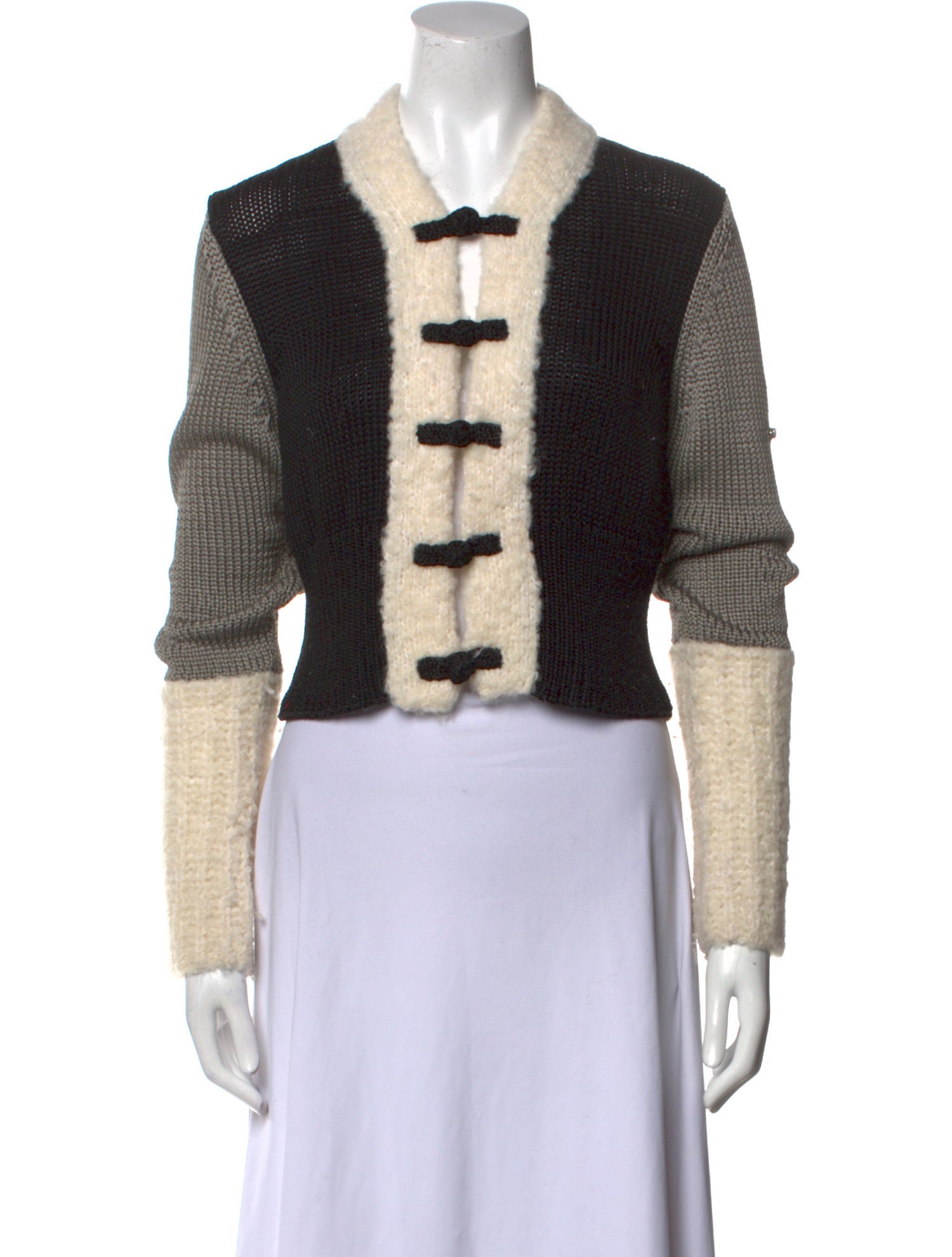 Yan Yan Knits Colorblock Pattern V-Neck Sweater