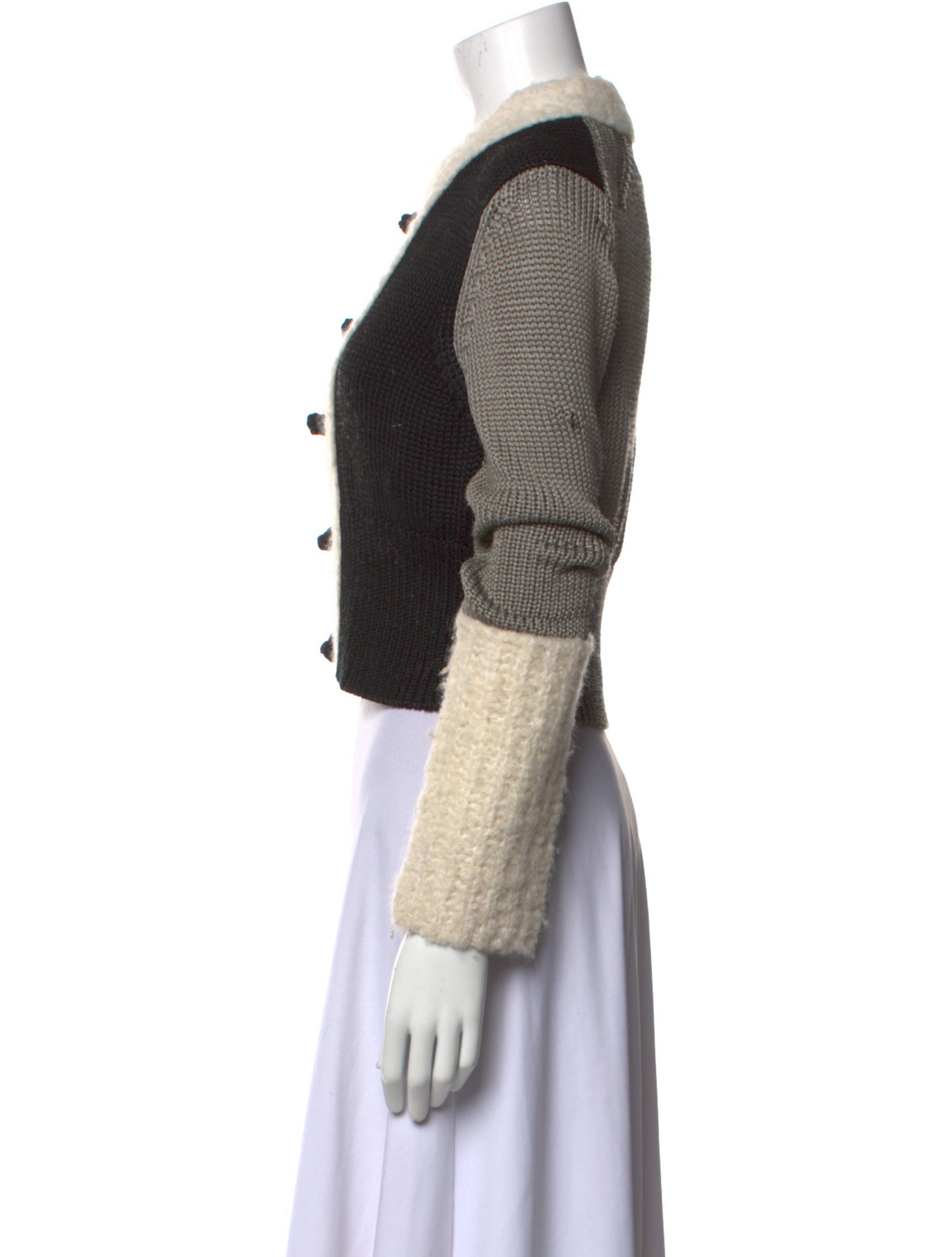Yan Yan Knits Colorblock Pattern V-Neck Sweater