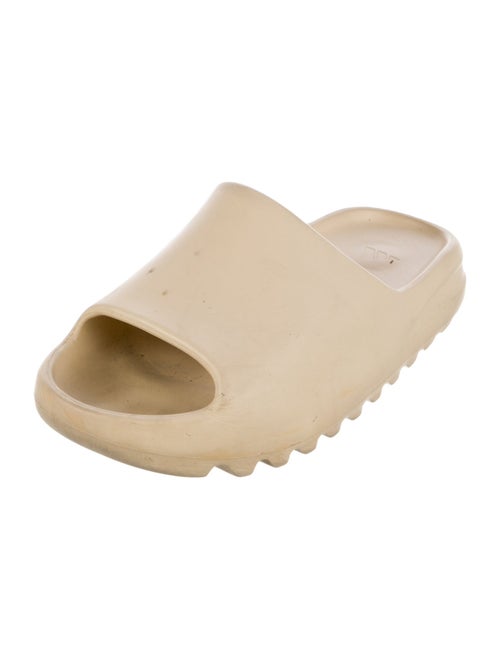 adidas Yeezy Rubber Slides
