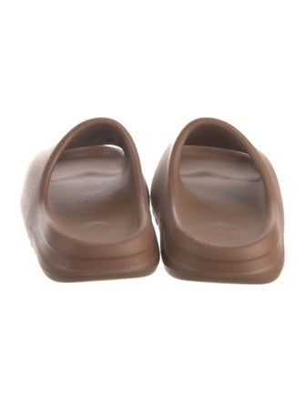 adidas Yeezy Flax Rubber Slides