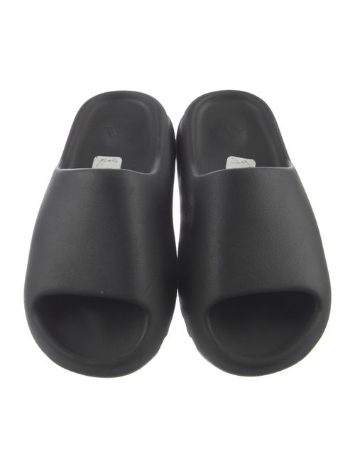 adidas Yeezy Onyx Slide Rubber Slides