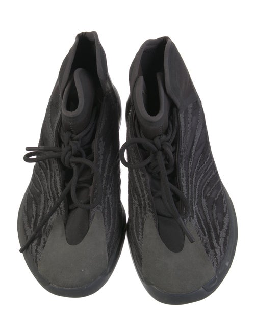 adidas Yeezy Quantum 'Onyx' Sneakers