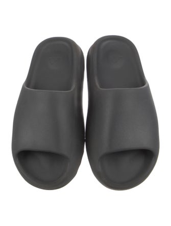 adidas Yeezy 2022 Onyx Slides