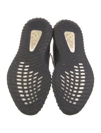 adidas Yeezy Boost 350 V2 'Carbon Beluga' Sneakers