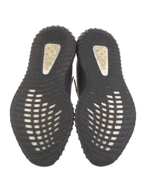 adidas Yeezy Boost 350 V2 'Carbon Beluga' Sneakers