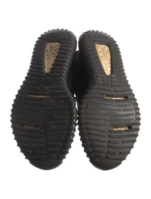 adidas Yeezy Boost 350 'Pirate Black' Sneakers