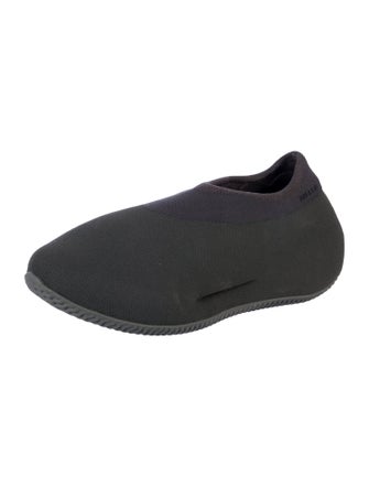 adidas Yeezy 2022 Athletic Sneakers