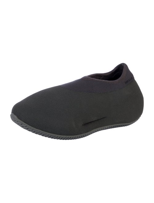 adidas Yeezy 2022 Athletic Sneakers