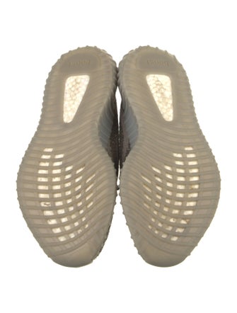 adidas Yeezy Boost 350 V2 'Beluga' Sneakers