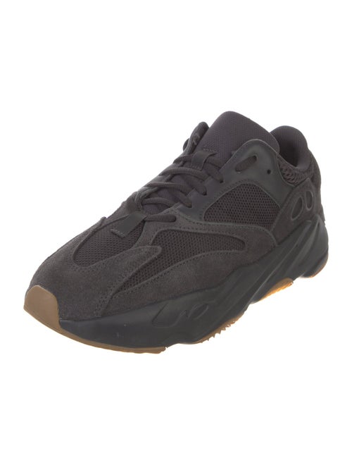adidas Yeezy Boost 700 Utility Black Sneakers