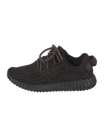 adidas Yeezy Boost 350 Pirate Black Sneakers