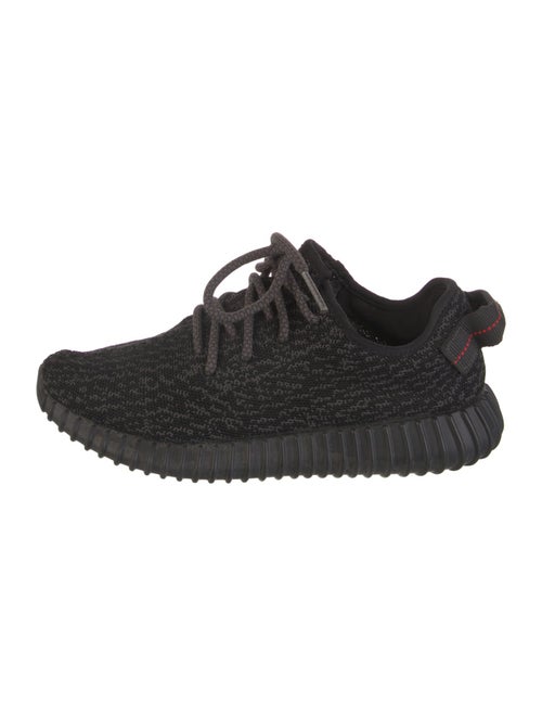 adidas Yeezy Boost 350 Pirate Black Sneakers