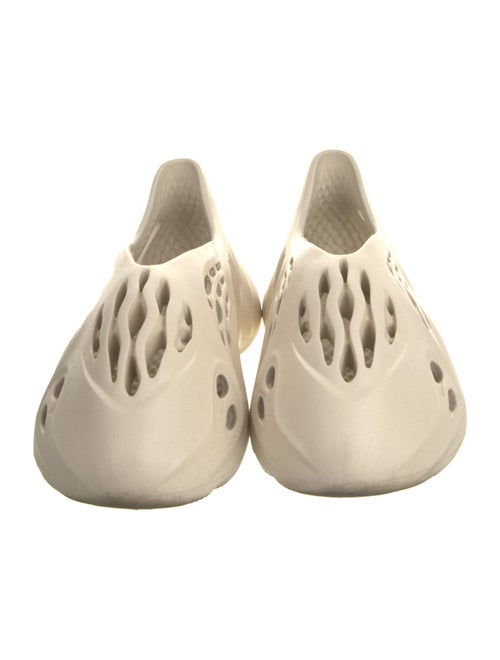 adidas Yeezy Foam RNNR Sand Athletic Sneakers
