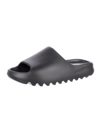 adidas Yeezy Onyx Rubber Slides