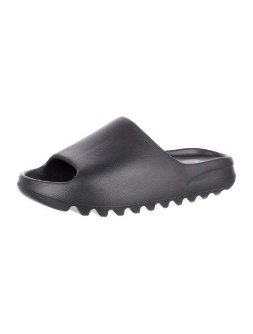 adidas Yeezy Onyx Rubber Slides