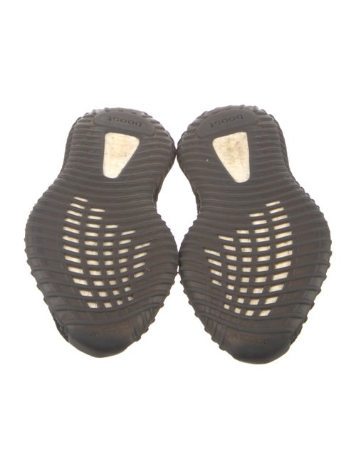 adidas Yeezy Boost 350 V2 'Core Black' Sneakers