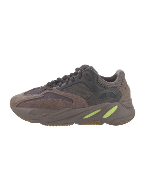 adidas Yeezy Boost 700 'Mauve' Sneakers