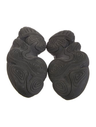 adidas Yeezy 500 'Utility Black' Sneakers