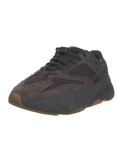 adidas Yeezy Boost 700 Utility Black Sneakers
