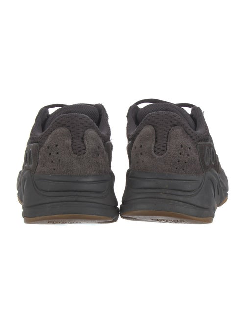 adidas Yeezy Boost 700 Utility Black Sneakers