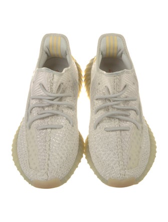 adidas Yeezy Boost 350 V2 'Light' Sneakers