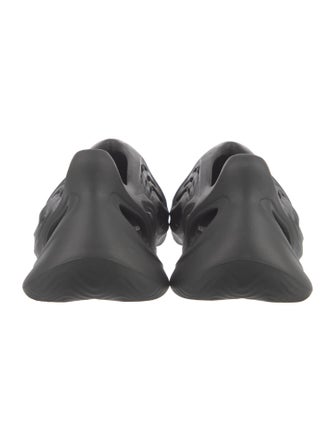 adidas Yeezy Foam RNR Carbon Athletic Sneakers