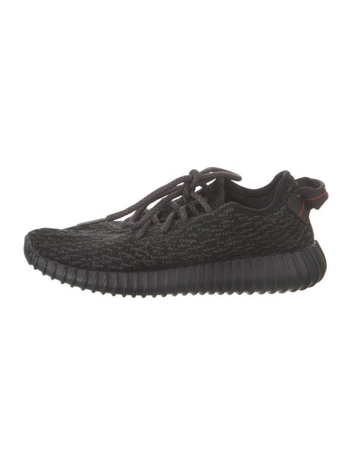 adidas Yeezy Boost 350 'Pirate Black' Sneakers