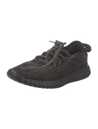 adidas Yeezy Boost 350 'Pirate Black' Sneakers