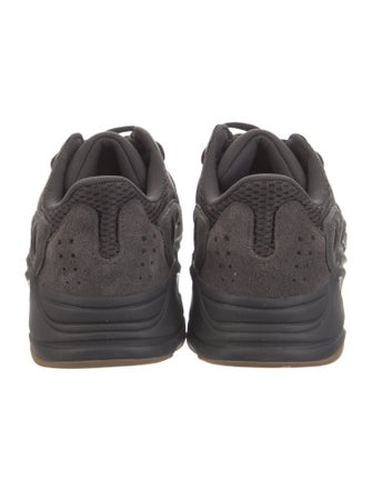 adidas Yeezy Boost 700 Utility Black Sneakers