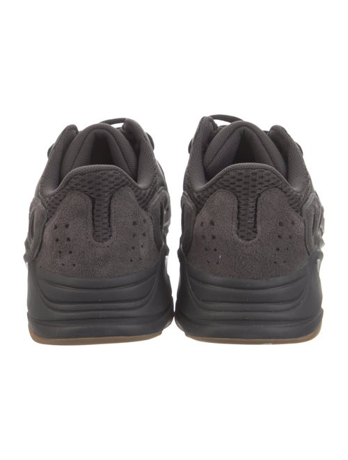 adidas Yeezy Boost 700 Utility Black Sneakers