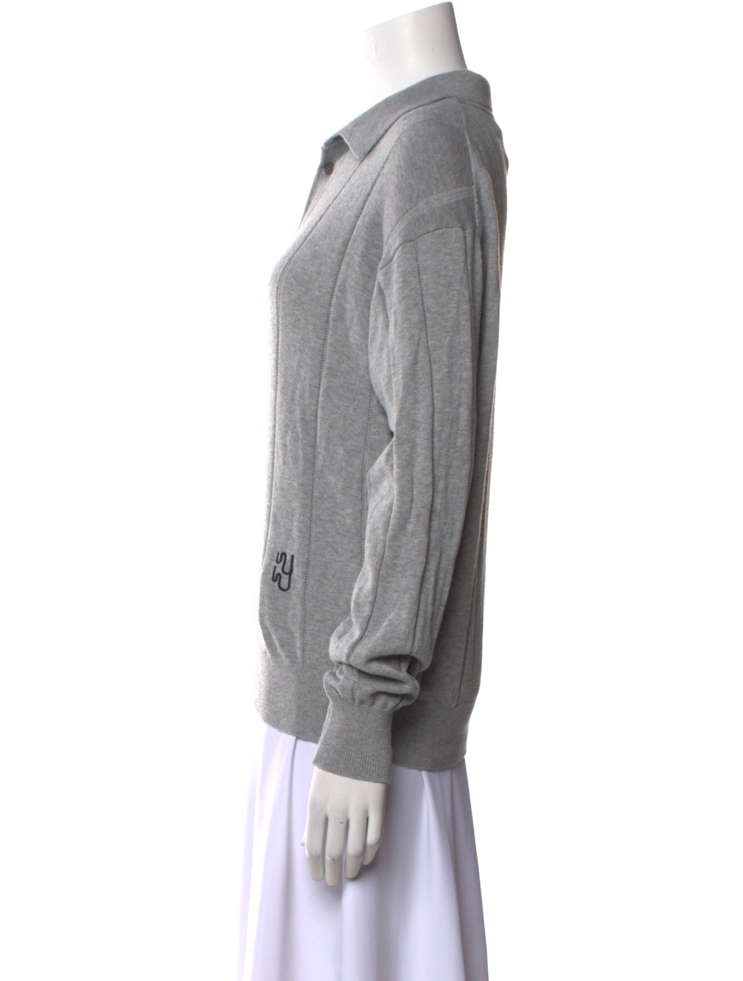 YAITTE Long Sleeve Sweatshirt