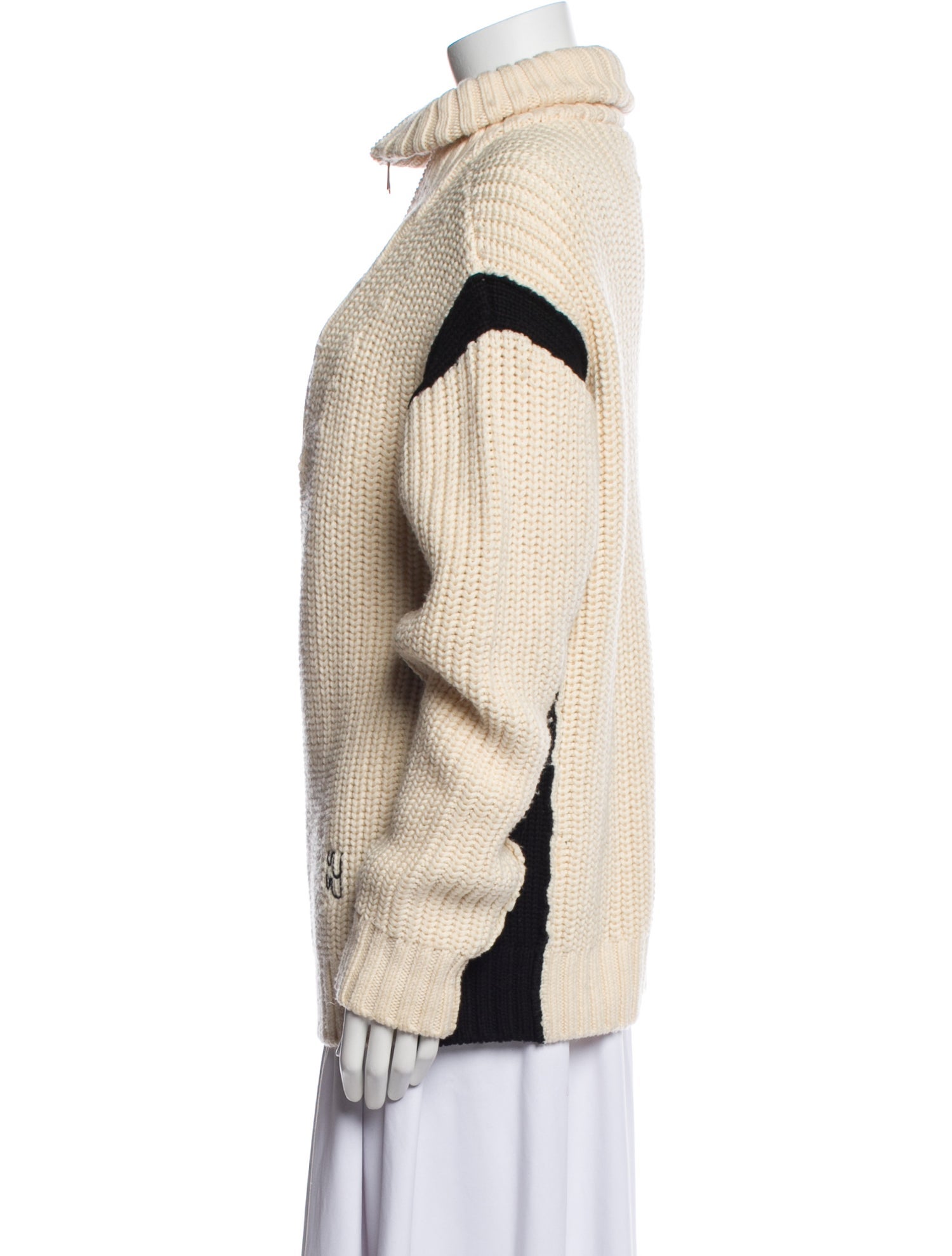YAITTE Merino Wool Turtleneck Sweater