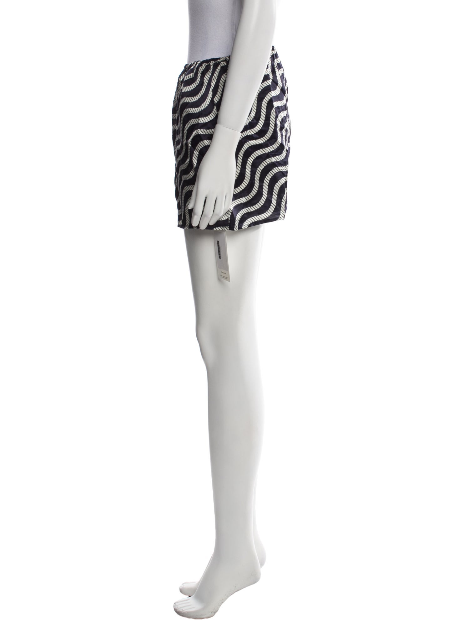 YAITTE Striped Mini Shorts