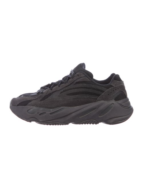 Yeezy Sneakers Grey