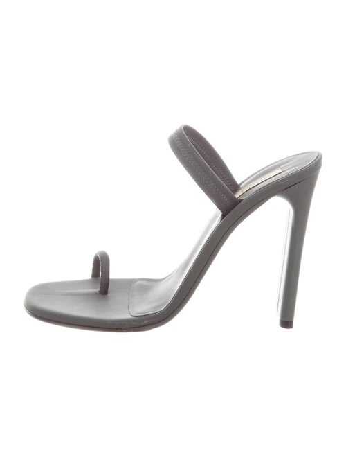 Yeezy Slides Grey