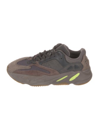adidas Yeezy Boost 700 Mauve Athletic Sneakers
