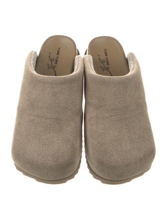 Yume Yume Suede Mules