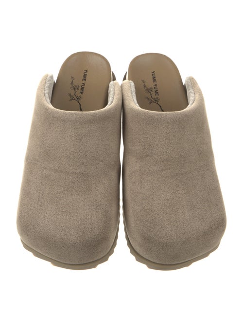 Yume Yume Suede Mules