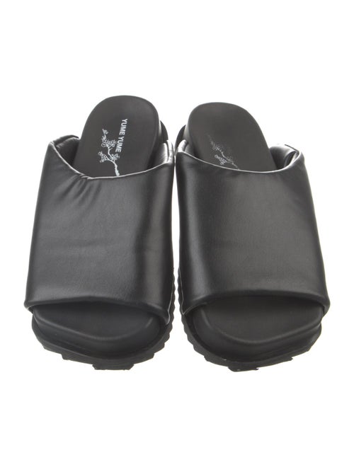 Yume Yume Leather Slides