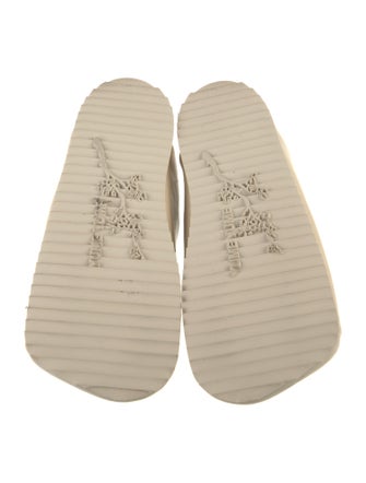 Yume Yume Leather Slides