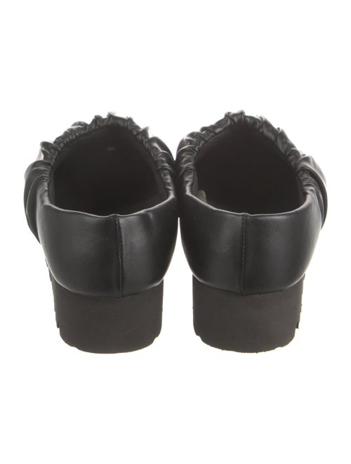 Yume Yume Leather Slides