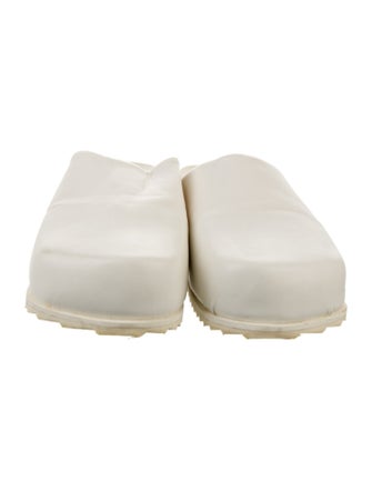 Yume Yume Leather Mules