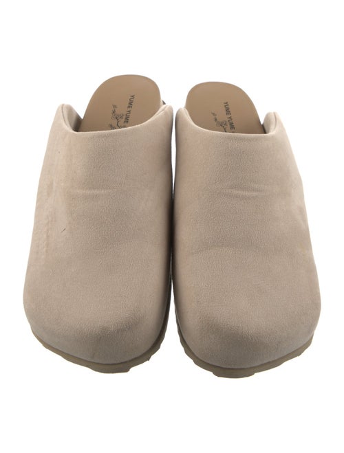 Yume Yume Suede Mules